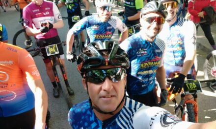 Un quinteto de corredores del club BTT se hacen la ‘Montaña de Riópar’