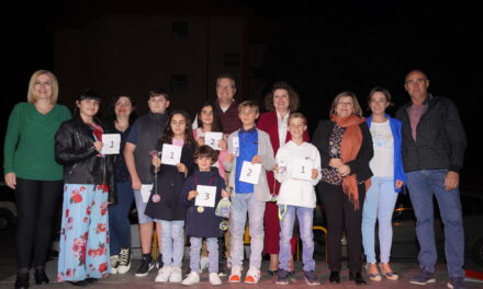 El barrio San Fermín ya tiene a sus reinas y dandys para rendir honores a su patrón