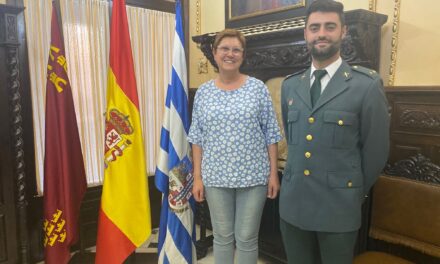 El nuevo teniente de la Guardia Civil en Jumilla, se reúne con la alcaldesa