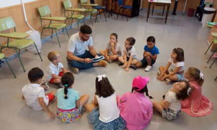 Niños de 5 a 7 años se acercan al mundo de la Música gracias a un taller impartido en el Conservatorio