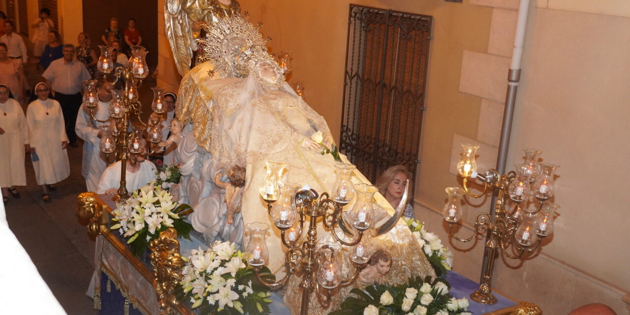 La Virgen de la Asunción ya está en la iglesia de El Salvador y será trasladada a San Juan el sábado