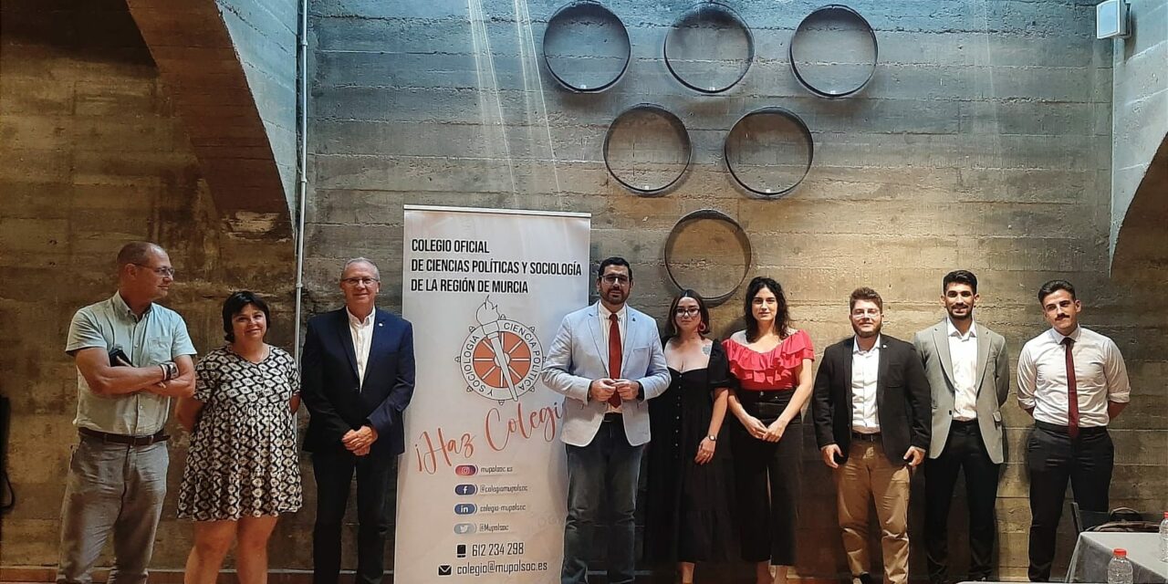 El Colegio de Políticas y Sociología analiza las elecciones del 28M en un seminario celebrado en Jumilla