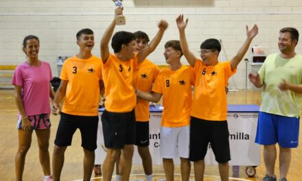 El equipo Verde, Vodka Juniors, Viejos sin Gloria y Cieza, ganadores del Balonmano