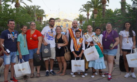 Ana Belén Arenas y Adrián Fernández ganan el concurso de Lanzamiento de Uva