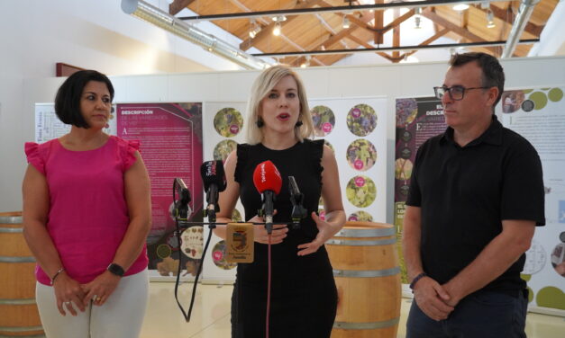 Investigaciones del CSIC sobre la vid y el vino se muestran en una exposición