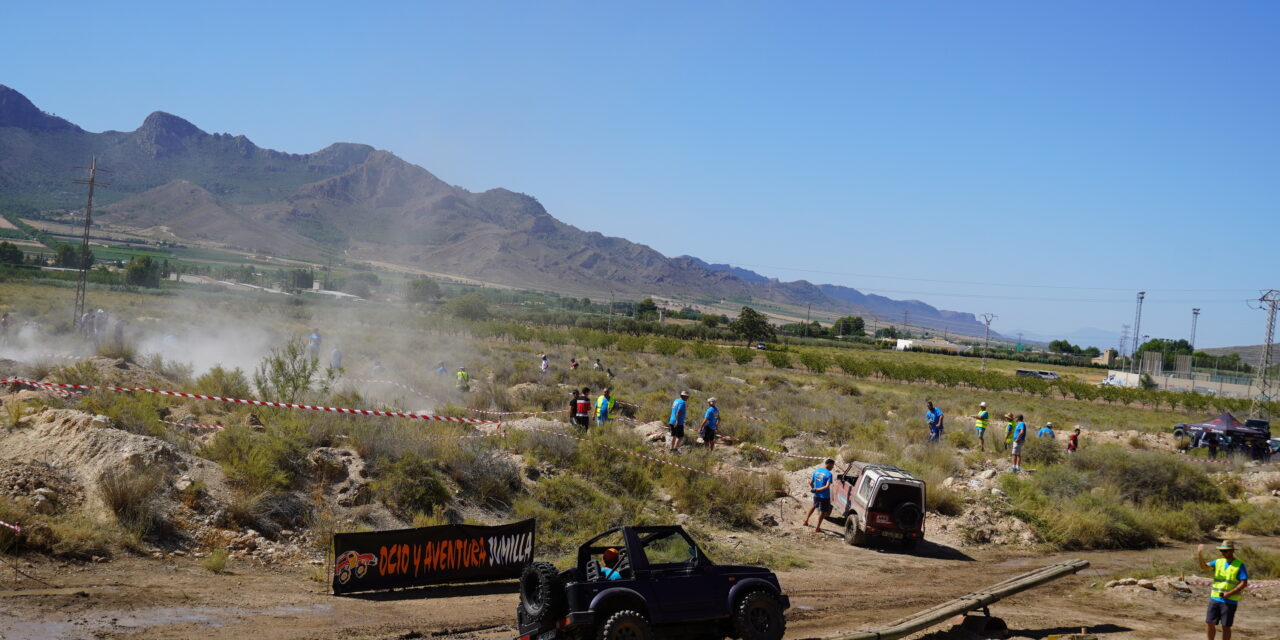 Participan 45 coches en la exhibición de 4X4 organizada desde Ocio y Aventura