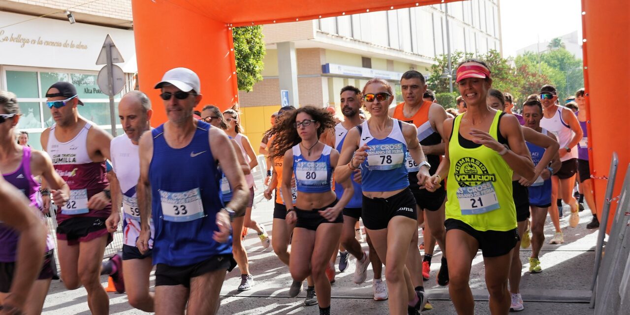 Más de 150 atletas pugnan por ‘cosechar’ los trofeos del 43 Cross de la Feria de Jumilla