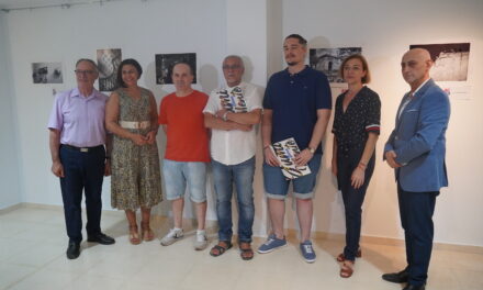 José Luis Miñano con “La vieja bodega’ se lleva el premio de Jumilla para el Recuerdo