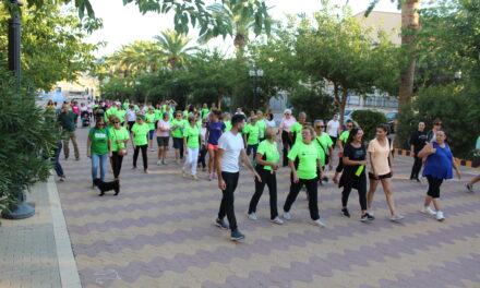 Casi cien personas tomaron parte en la Marcha Sostenible contra el Cáncer