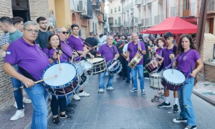 La Asociación de Tambores no falta a la cita anual de Vacambor