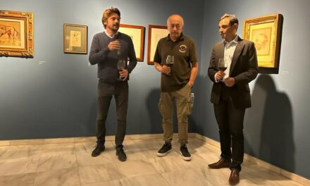 Bodegas Bleda patrocina la exposición ‘Obra sobre papel’ del murciano Avelino Marín