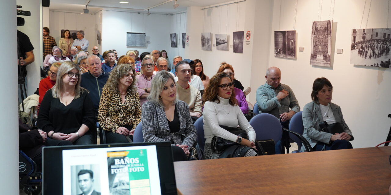 Una exposición recuerda la Jumilla antigua gracias a las fotografías de Francisco Baños