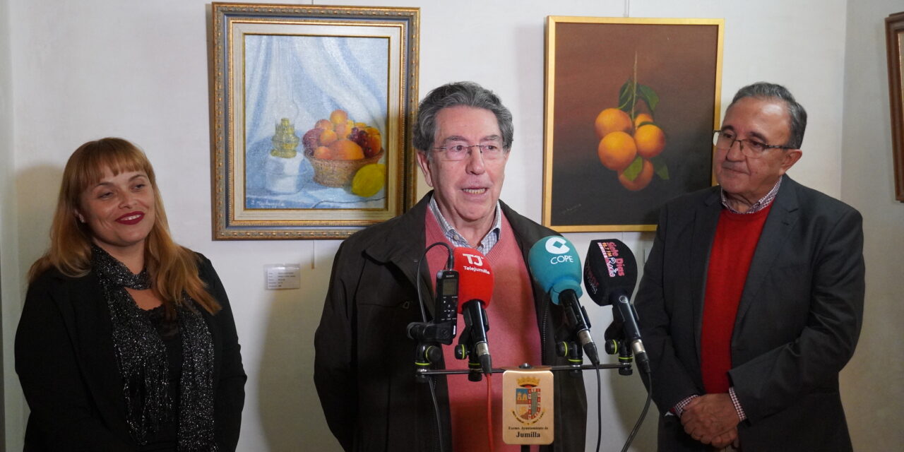 José Marhuenda expone sus obras en la Casa del Artesano