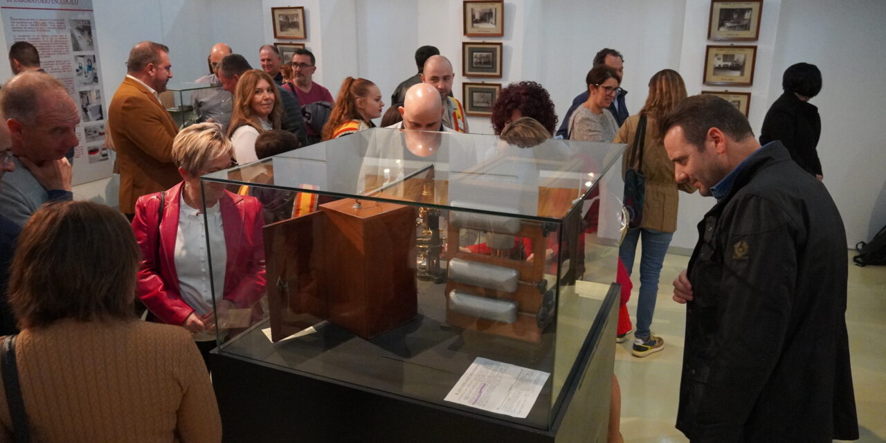 El último siglo de la Estación Enológica de Jumilla se muestra en una exposición en el Museo del Vino