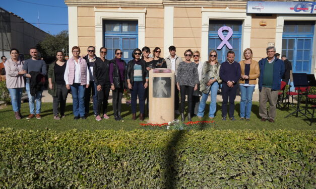 Jumilla homenajea el 25N, a las víctimas por violencia de género