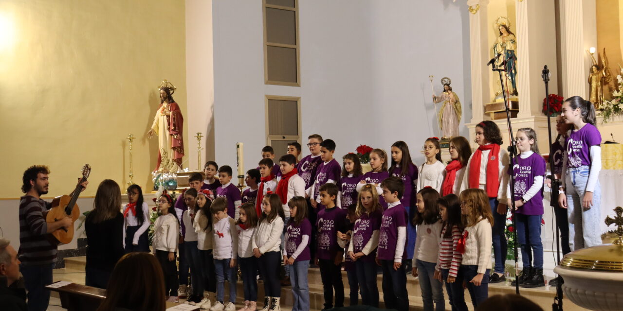 El Rollo celebra la Navidad al son de sus Villancicos en el Portal