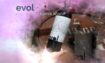 Brindar por el nuevo año con vino Evol (Editorial)