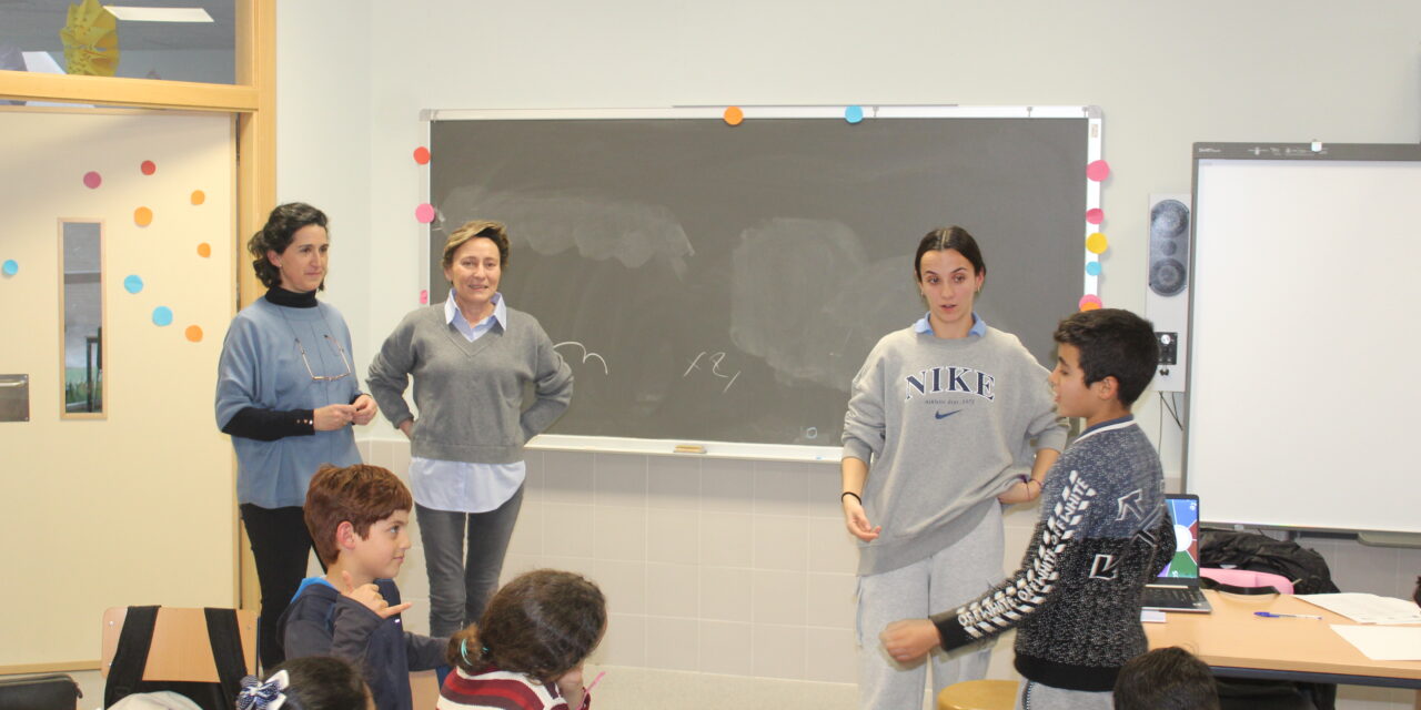 Comienzan las clases de castellano para alumnos de habla árabe en trescolegios y en los institutos