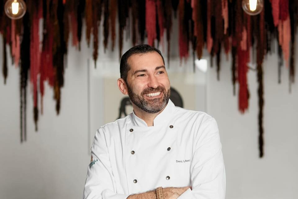 David López Carreño, cocinero y gerente de Local de Ensayo.  «Sed siempre felices con vuestro trabajo, y si alguna vez no lo sois, buscad otro sitio»