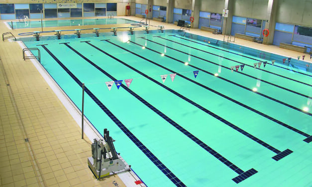 Tras solucionar los problemas que presentaba, reabre la piscina climatizada