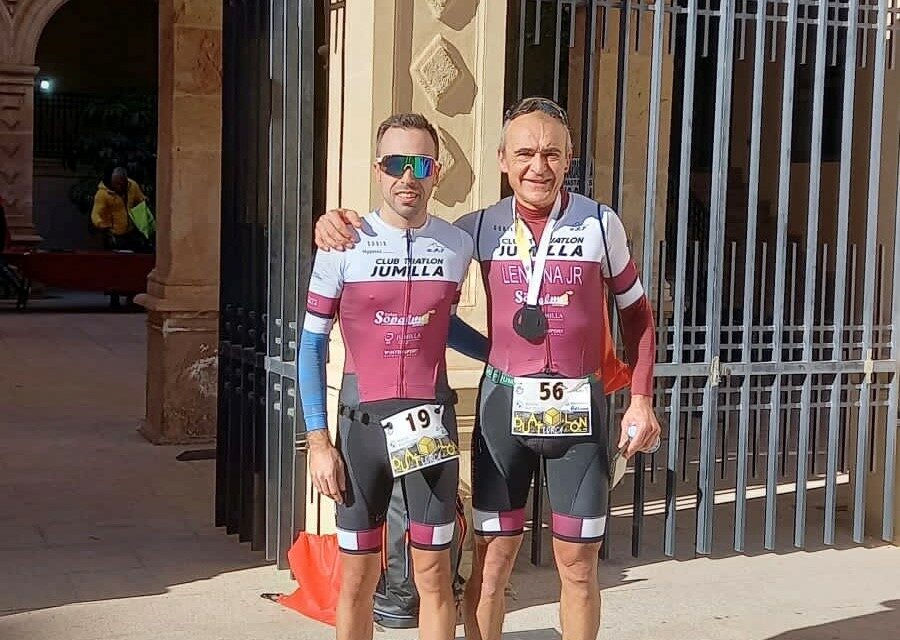 Ángel Lencina y Pedro Vicente Castellanos, en el V Duatlón de Lorca