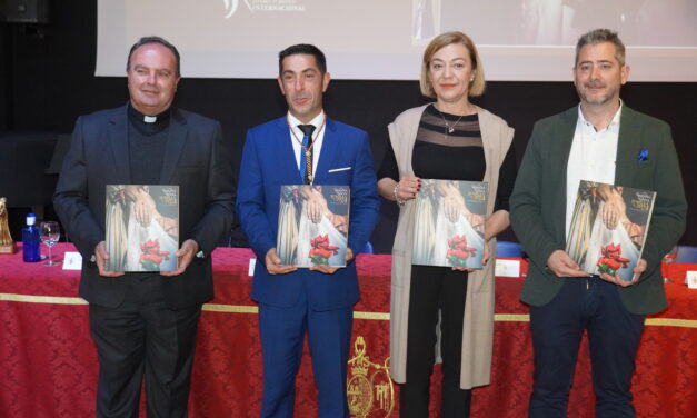 El libro de Semana Santa ya anuncia las procesiones 2024