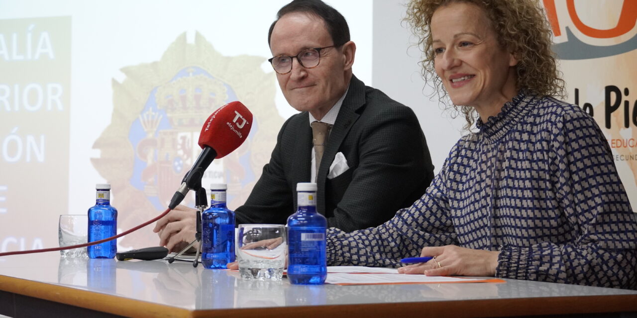 José Luis Díaz Manzanera: “Todos los ciudadanos pueden acudir a la Fiscalía y tramitamos cualquier actuación que requieran”