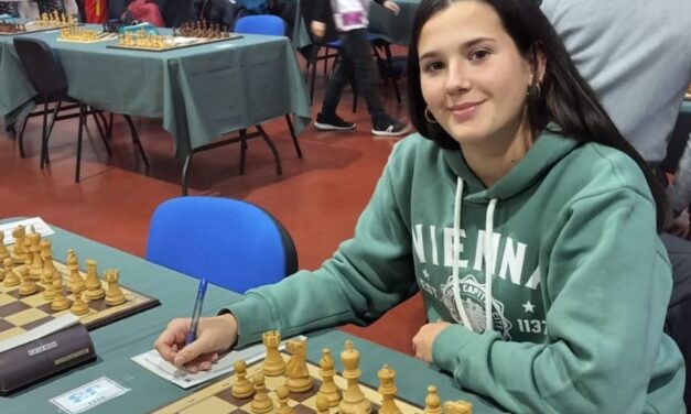 Elena Rodríguez estuvo en el Torneo Internacional de Ajedrez de La Roda