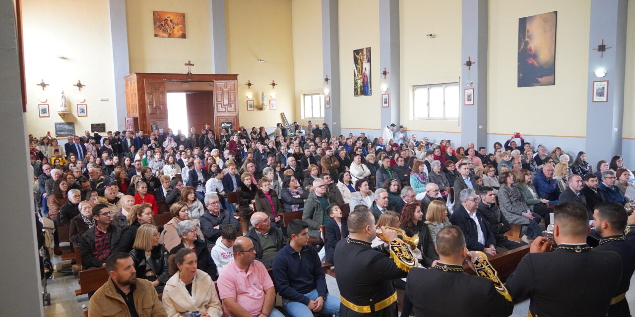 El Rollo pone el broche final a la Semana Santa con un concierto en la iglesia de San Juan