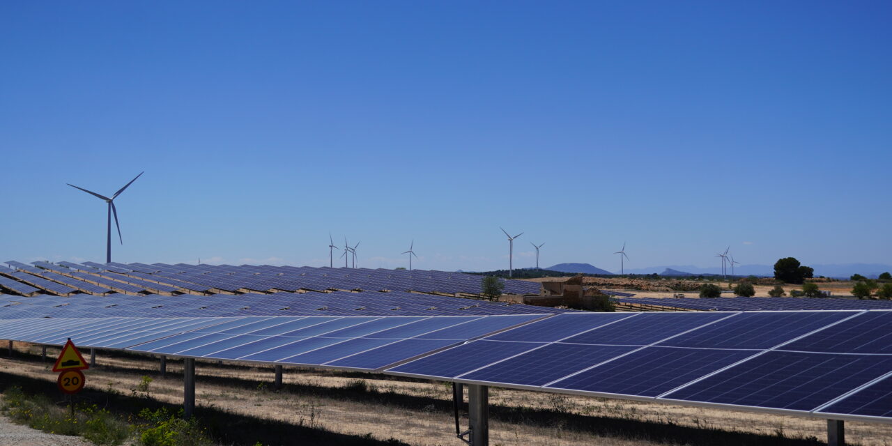 Plenitude Renovables inaugura en Jumilla su primera gran planta solar en España con 50 Mw de potencia