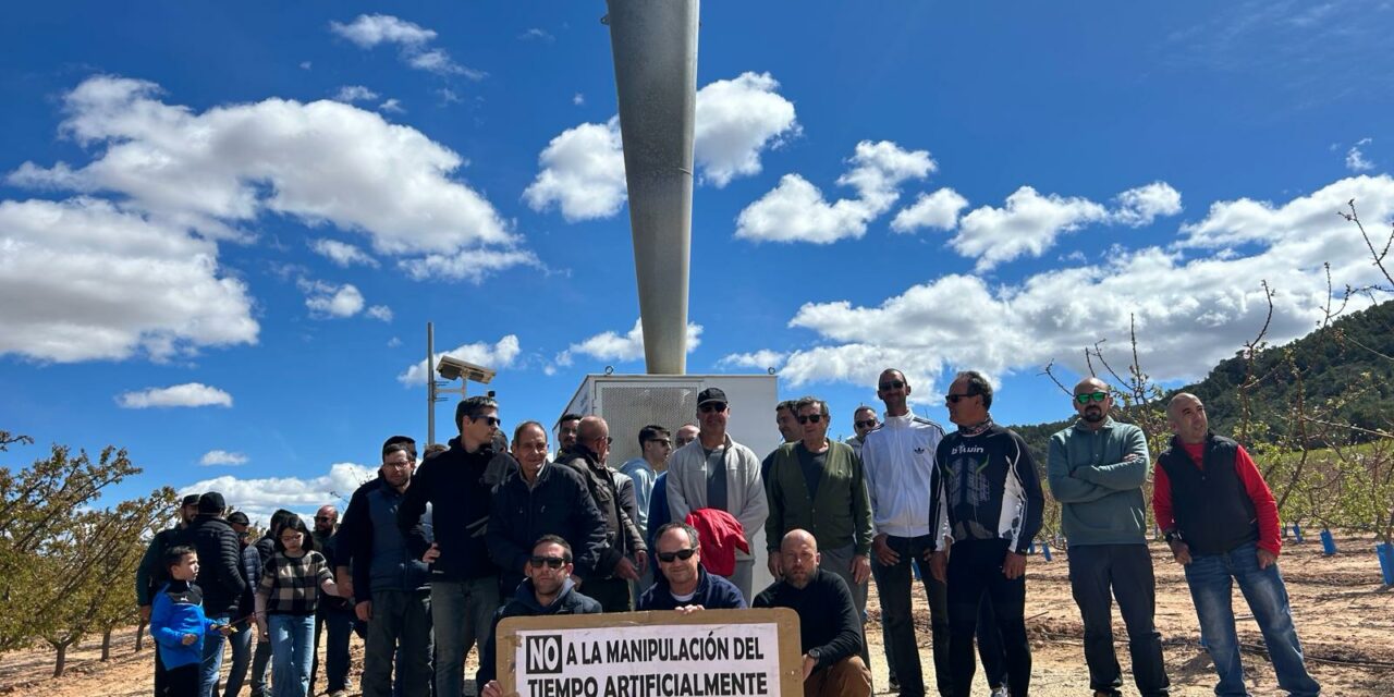 Los Ayuntamientos, y las DOP Jumilla y Yecla, se unen a la asociación contra la manipulación del clima