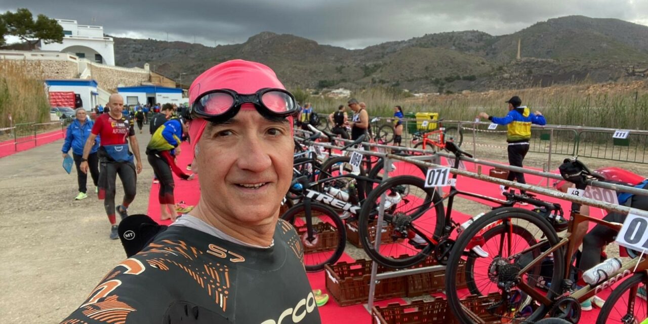 Pascual Burruezo sube al pódium en el VIII Triatlón Audi Bahía de Portmán