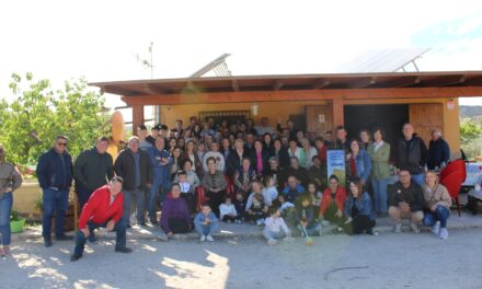 Cuatro generaciones de ‘Los Tellos’ se reúnen en una jornada emotiva y solidaria