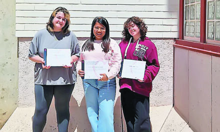 Tres alumnas del IES Infanta Elena han presentado sus proyectos en el Congreso de Investigadores Junior