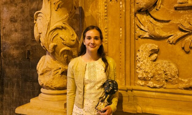 Elena López Santos gana el XLIX Certamen Literario María Agustina, celebrado en Lorca