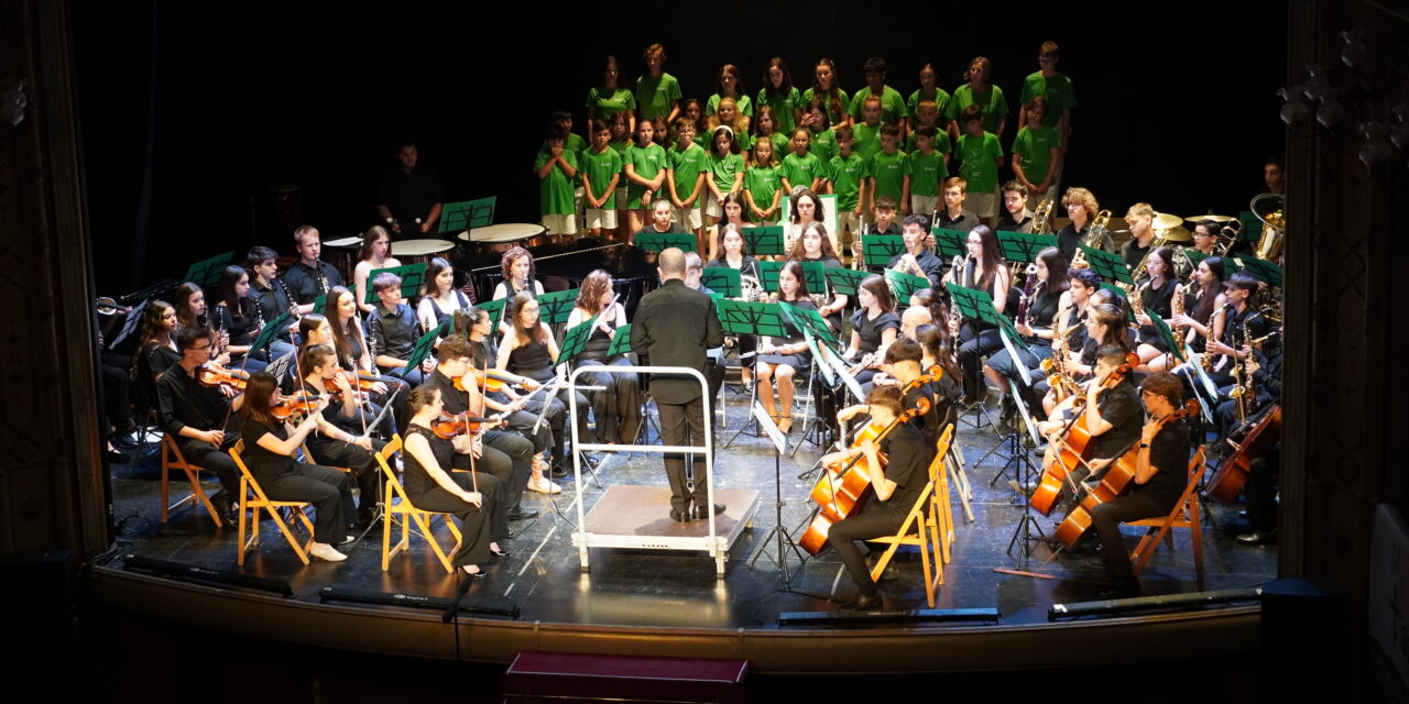 El Conservatorio pone el punto final al curso con un concierto a beneficio de AA.CC.