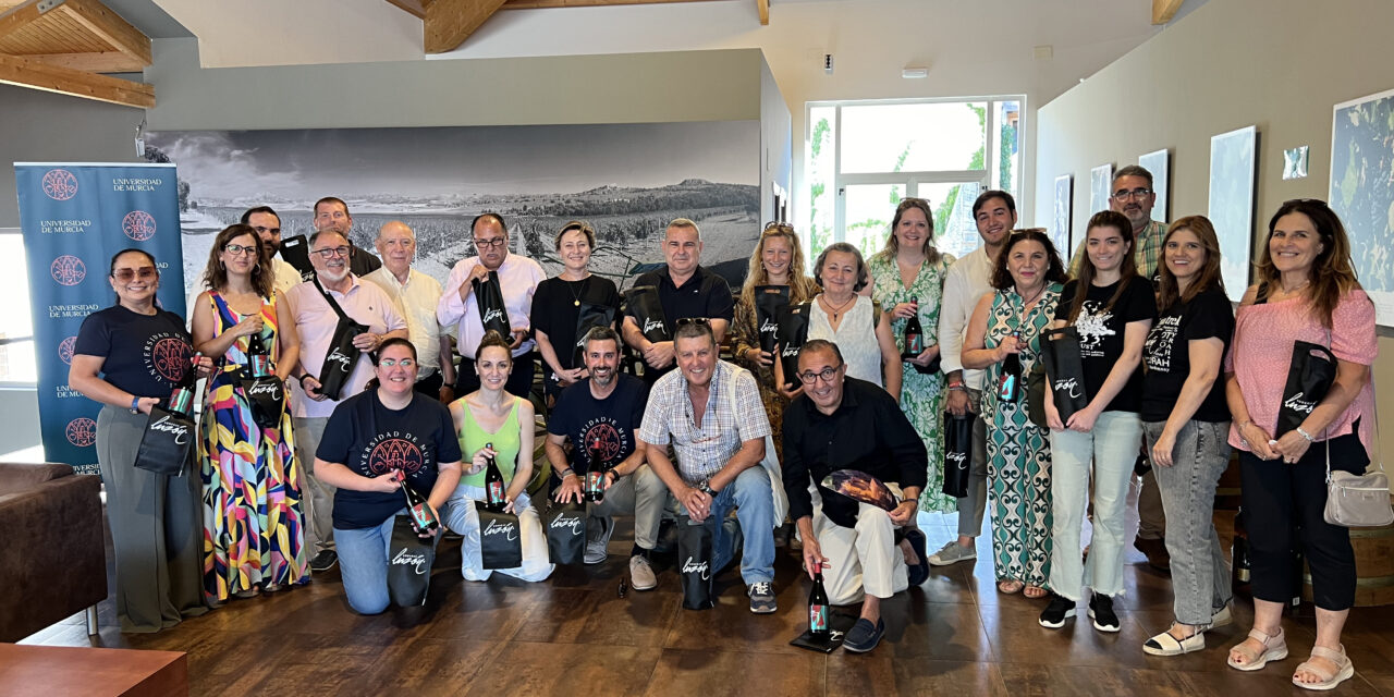 La UMU clausura con éxito el IV Taller de Iniciación al Mundo de los Vinos