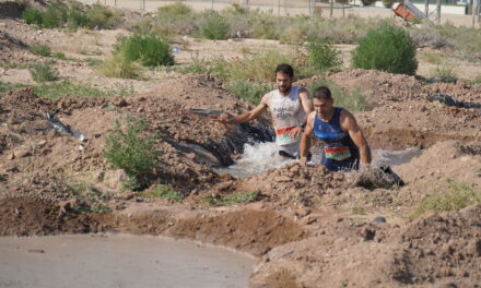 Marcos Pérez Abellán gana la VII Chatico Extreme Race en categoría absoluta, y cruza la línea de meta como primer local