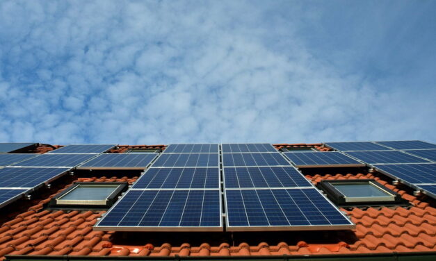 El PSOE denuncia el retraso del pago de ayudas al autoconsumo eléctrico a más de 200 jumillanos