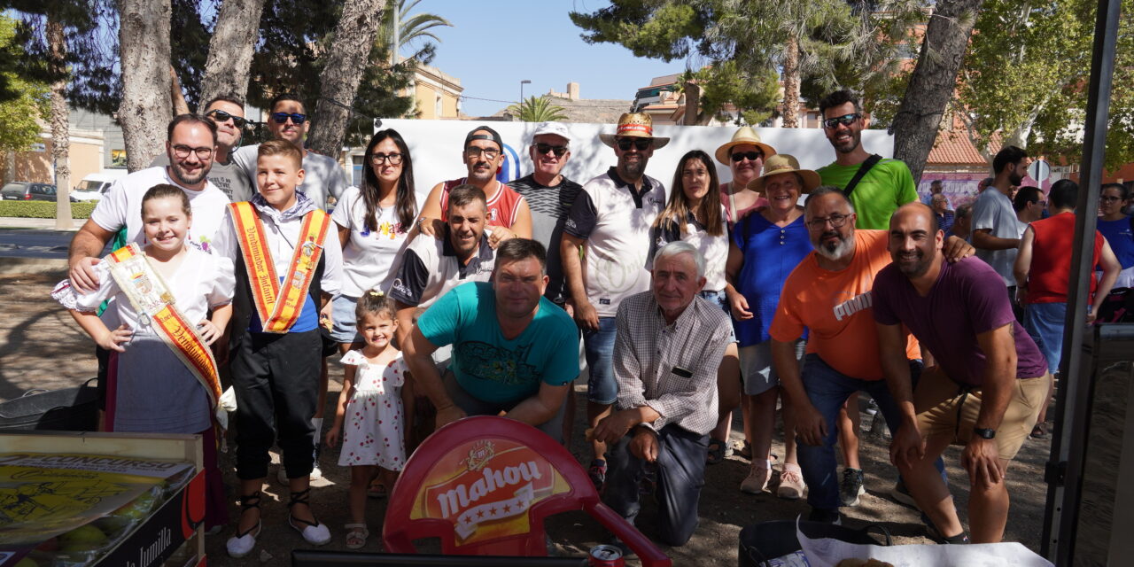 Los concursos de tractor, pisaores y lanzamiento de uva ya tienen ganadores