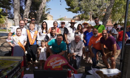 Los concursos de tractor, pisaores y lanzamiento de uva ya tienen ganadores