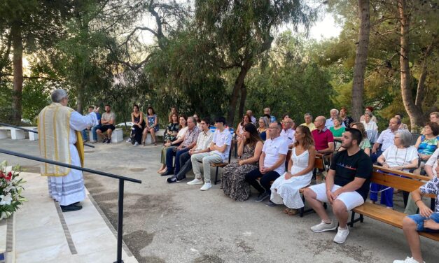 Los vecinos de La Zarza celebran sus fiestas en honor a Santa Ana