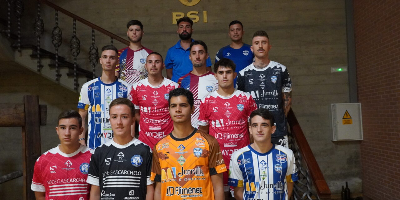 El CFS Jumilla presenta sus nuevas equipaciones y pretende entrar en los playoffs esta nueva temporada