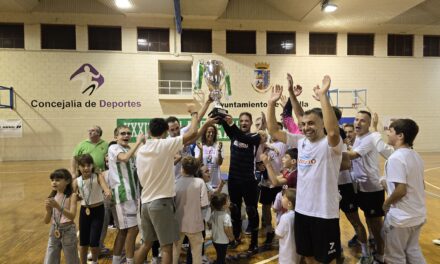 Abiarjo AT. se hace con su tercer campeonato de las 24 horas de fútbol sala CD La Parra