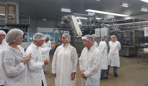 Olispania trata 3 millones de kilos de aceitunas y encurtidos al año