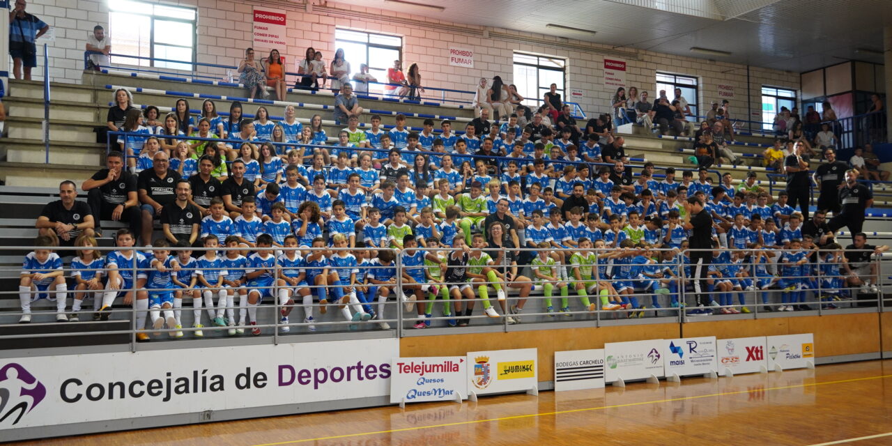 La Escuela Jumilla Bodegas Carchelo F.S. presenta a doce equipos para esta temporada