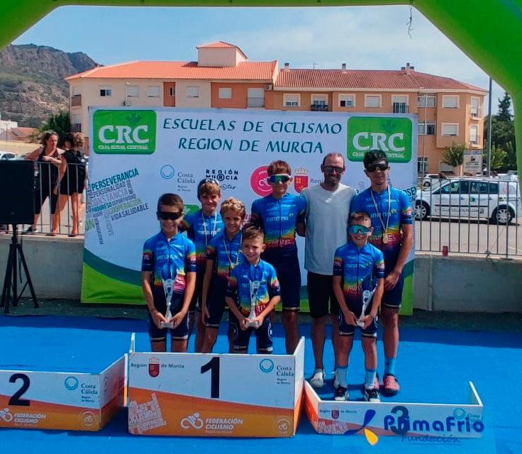 Sergio García y Edu Morcillo, de la Escuela de Ciclismo , primeros de sus categorías en Alhama de Murcia