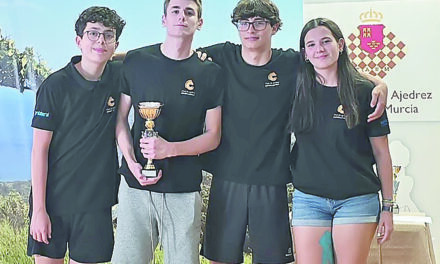 El equipo de la Escuela Coimbra sub18-A, campeón regional