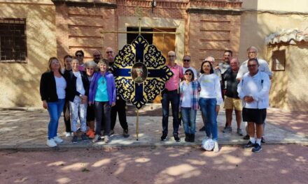 La Hermandad de Santa María Magdalena celebra San Miguel con una convivencia en Santa Ana