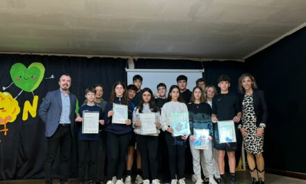 El colegio Santa Ana entrega los certificados Cambridge 2024 a 35 alumnos